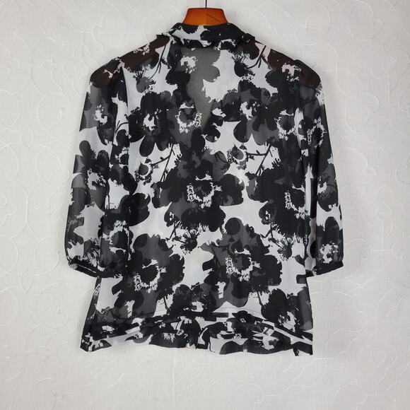 a.n.a Womens Blouse Size PM Black White Floral Sheer Button Front 3/4 Sleeve - Picture 12 of 12